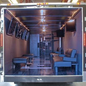 Meet your Posher, Damian